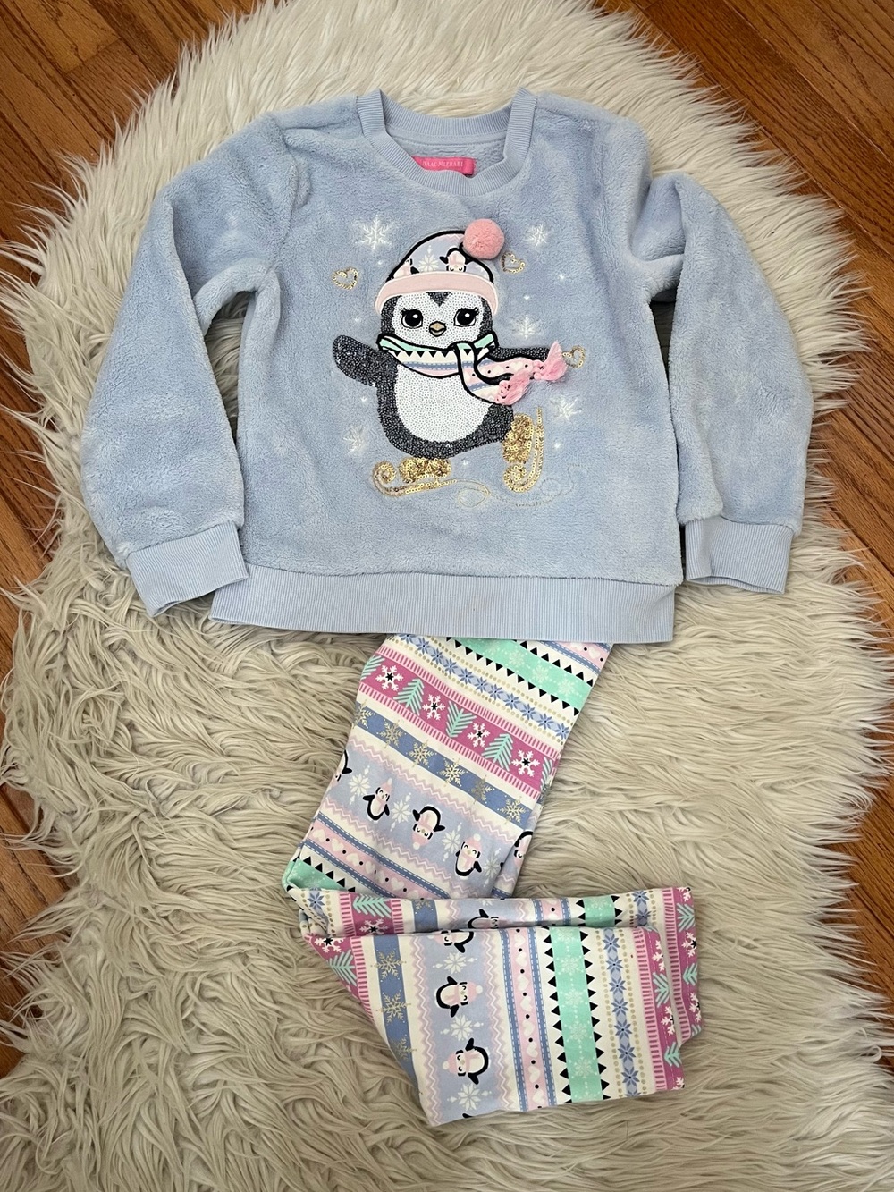 {Isaac Mizrahi} Plush Penguin Sweatshirt with Matching Fleece Lined Leggings